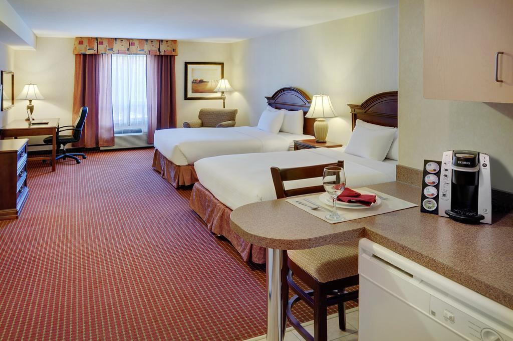 Pomeroy Inn And Suites Chetwynd Værelse billede
